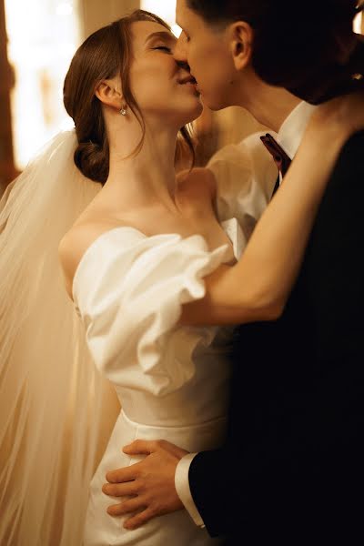 結婚式の写真家Kate Komova (jkatephoto)。4月9日の写真