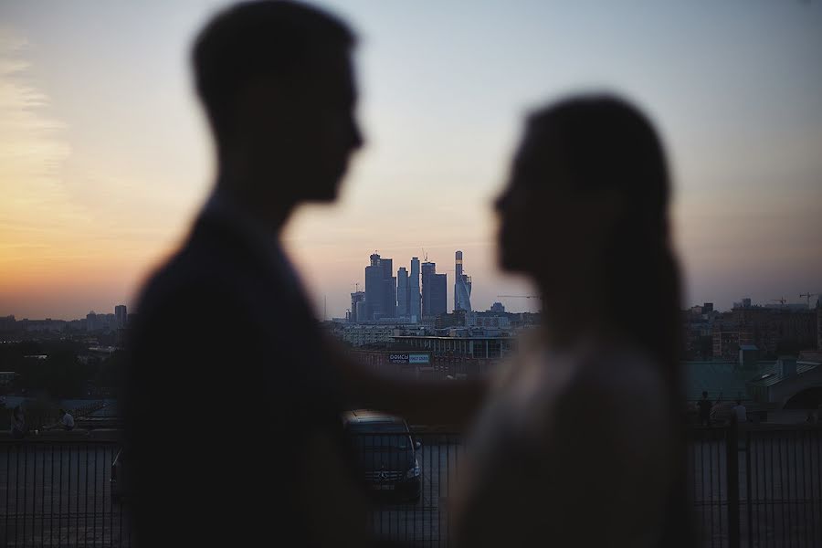 Wedding photographer Evgeniya Krasovskaya (alessa-white). Photo of 19 May 2014