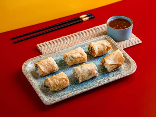 Traditional Vegetable Spring Rolls