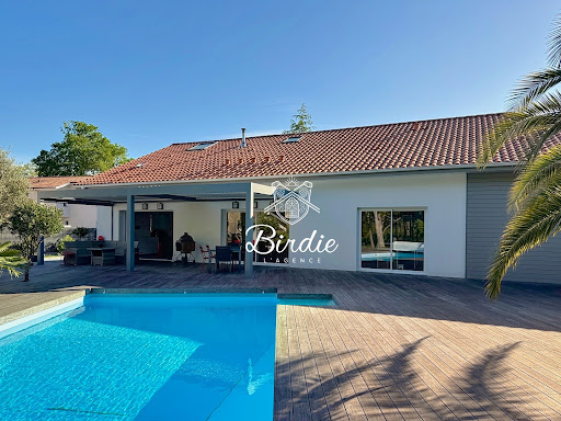 House with pool and terrace 1