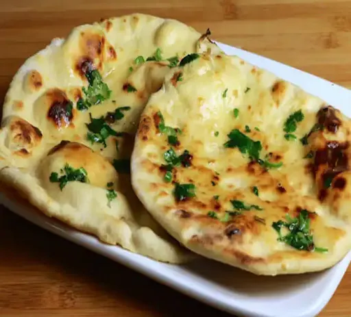 Mirch Butter Naan (Red Mirch)