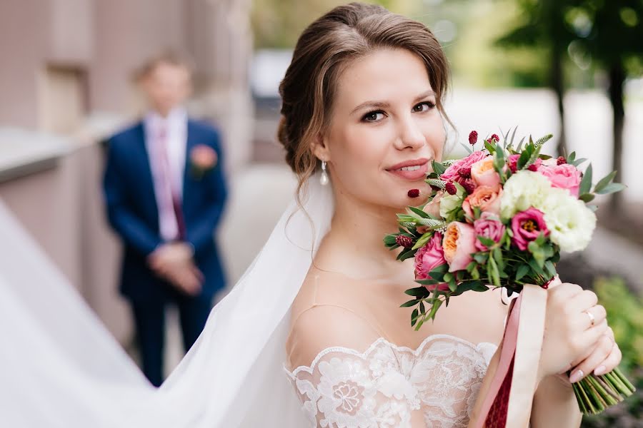 Fotógrafo de casamento Elena Ostapenko (ostapenkoea). Foto de 13 de agosto 2020