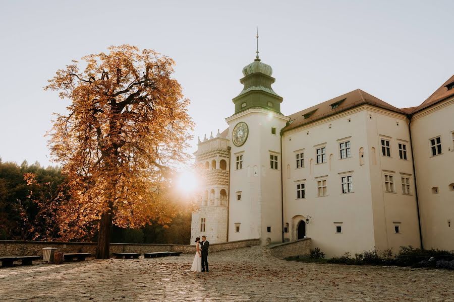 Wedding photographer Adrian Kopiński (youandmefotofilm). Photo of 24 February 2020