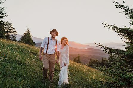 Fotógrafo de casamento Nata Kashevko (ptashka). Foto de 29 de janeiro 2020