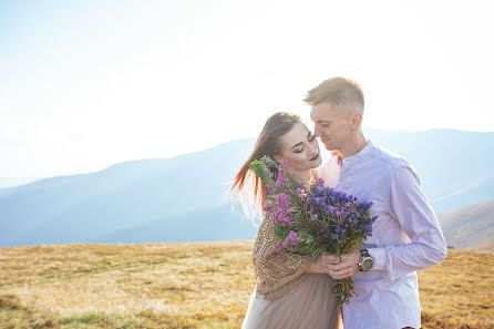 Wedding photographer Dmitriy Shirokopoyas (15081990). Photo of 12 February 2019