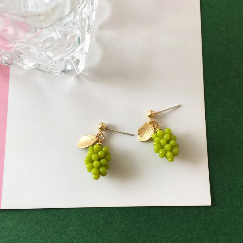 Zilveren Fashion Fruit Meisjes Oorbellen Sierlijke oorbellen voor een modieuze look. Geef je outfit een fruitige en elegante uitstraling.