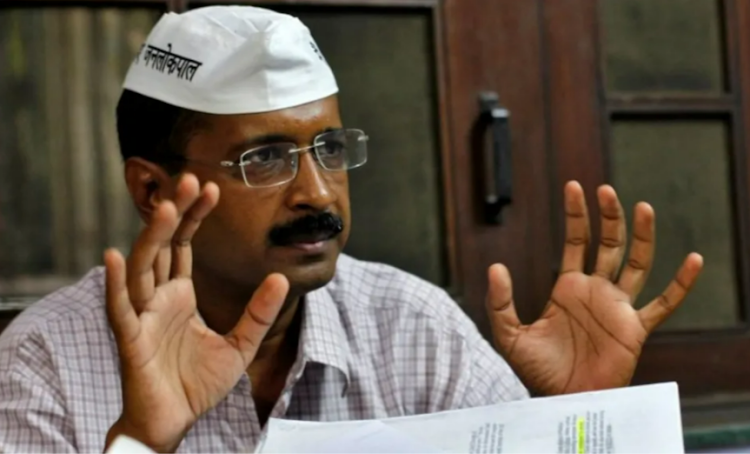 Police surrounded Arvind Kejriwal's home as it was searched