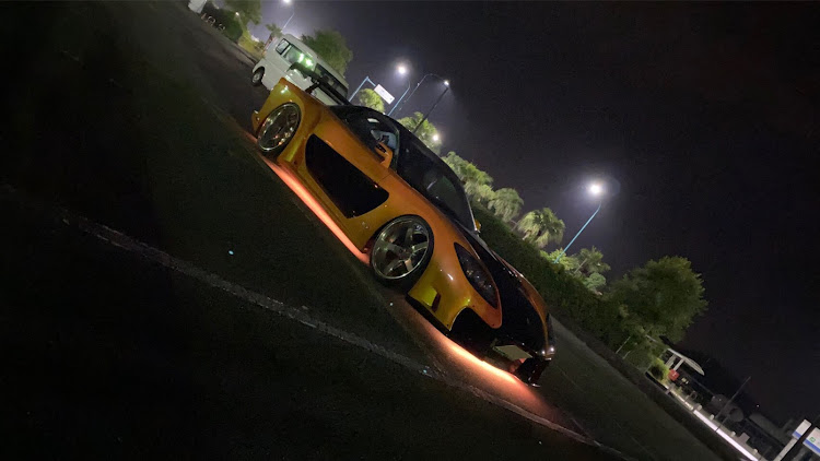 RX-7のナイトミーティング・雨がやんでよかったに関するカスタム事例の投稿画像3枚目