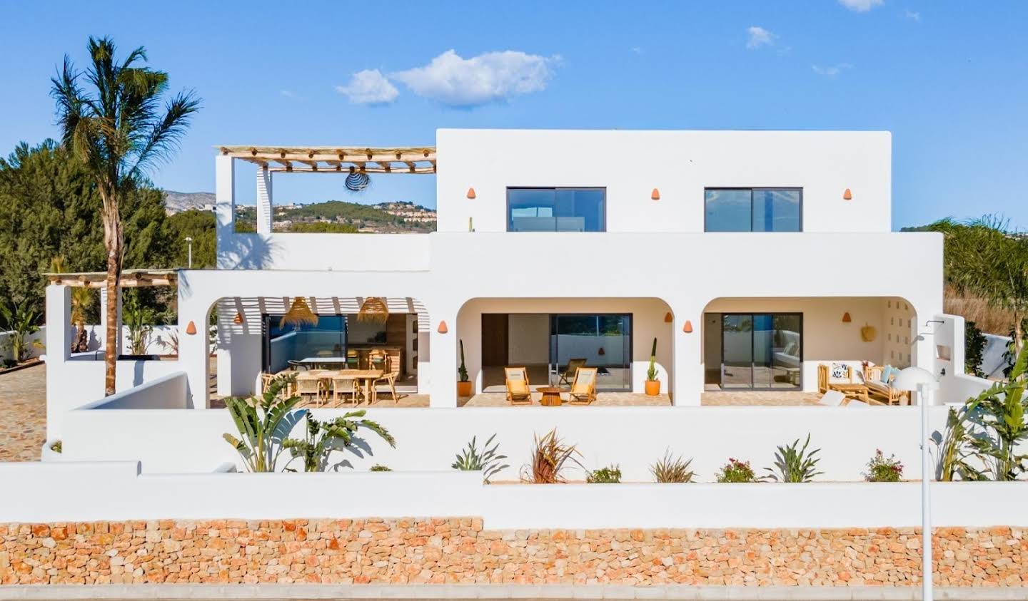 Property with pool Moraira