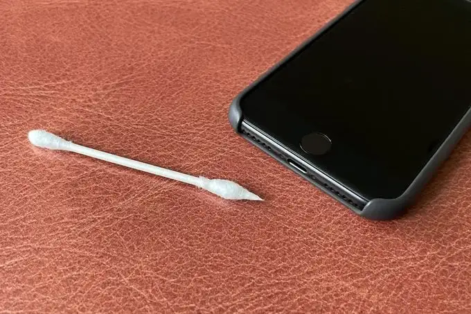 Use Cotton Swabs to clean iphone speaker