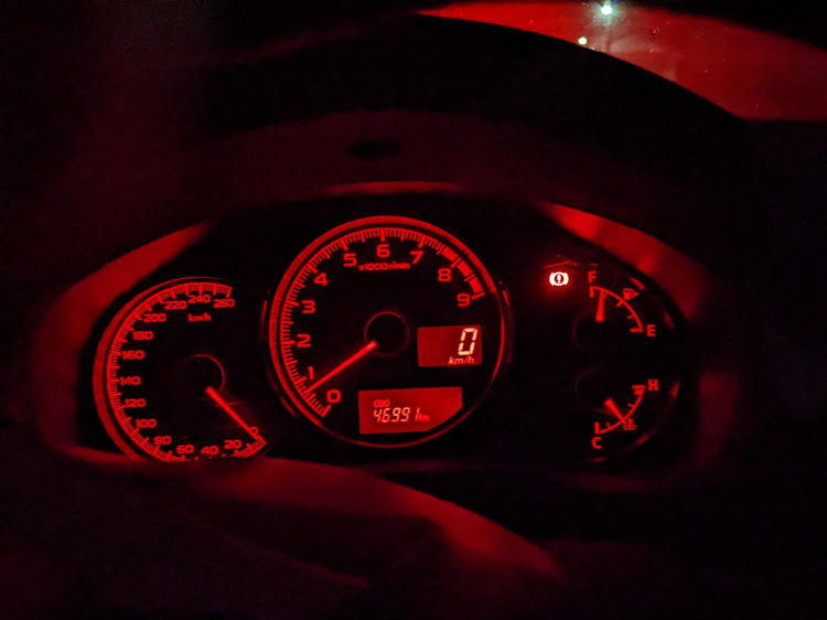 BRZの愛車の一番好きな角度・11月もよろしくお願いします・紅葉ドライブ・純正ホイール流用の世界・CUSCOに関するカスタム事例の投稿画像2枚目