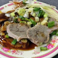 呷霸牛肉麵(新莊店)