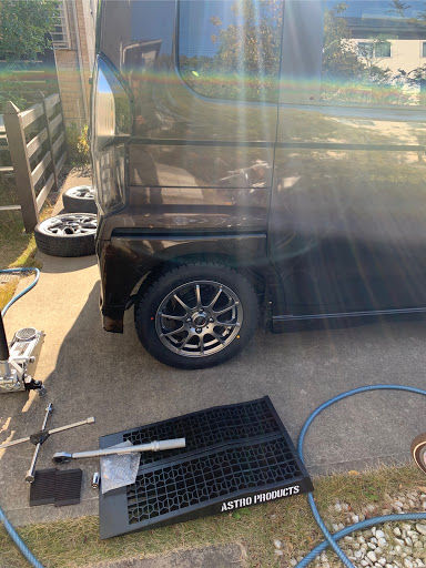 N Van Jj1のｎboxカスタム スタッドレスタイヤへ交換に関するカスタム メンテナンスの投稿画像 車のカスタム情報はcartune
