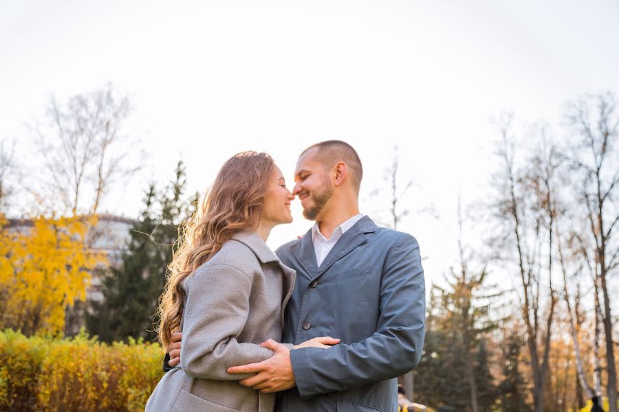 Fotografo di matrimoni Nargiza Latypova (photovruki1). Foto del 12 novembre 2019