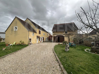 maison à Treigny (89)