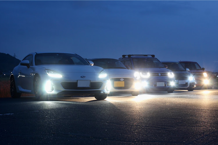 イグニスのドライブ・オフ会・カメ活📷・ラコリーナ・あのベンチに関するカスタム事例の投稿画像7枚目