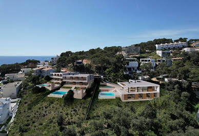 House with garden and terrace 3