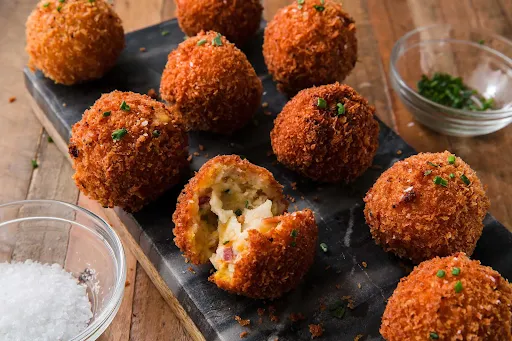 Cheese Potato Balls [4 Pieces]