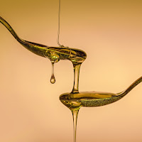 drops and oil di 