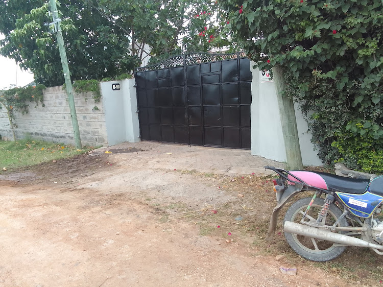 This is the gate to the house where a man killed himself in Kitengela's Chuna Estate after he left his wife in Kitale.