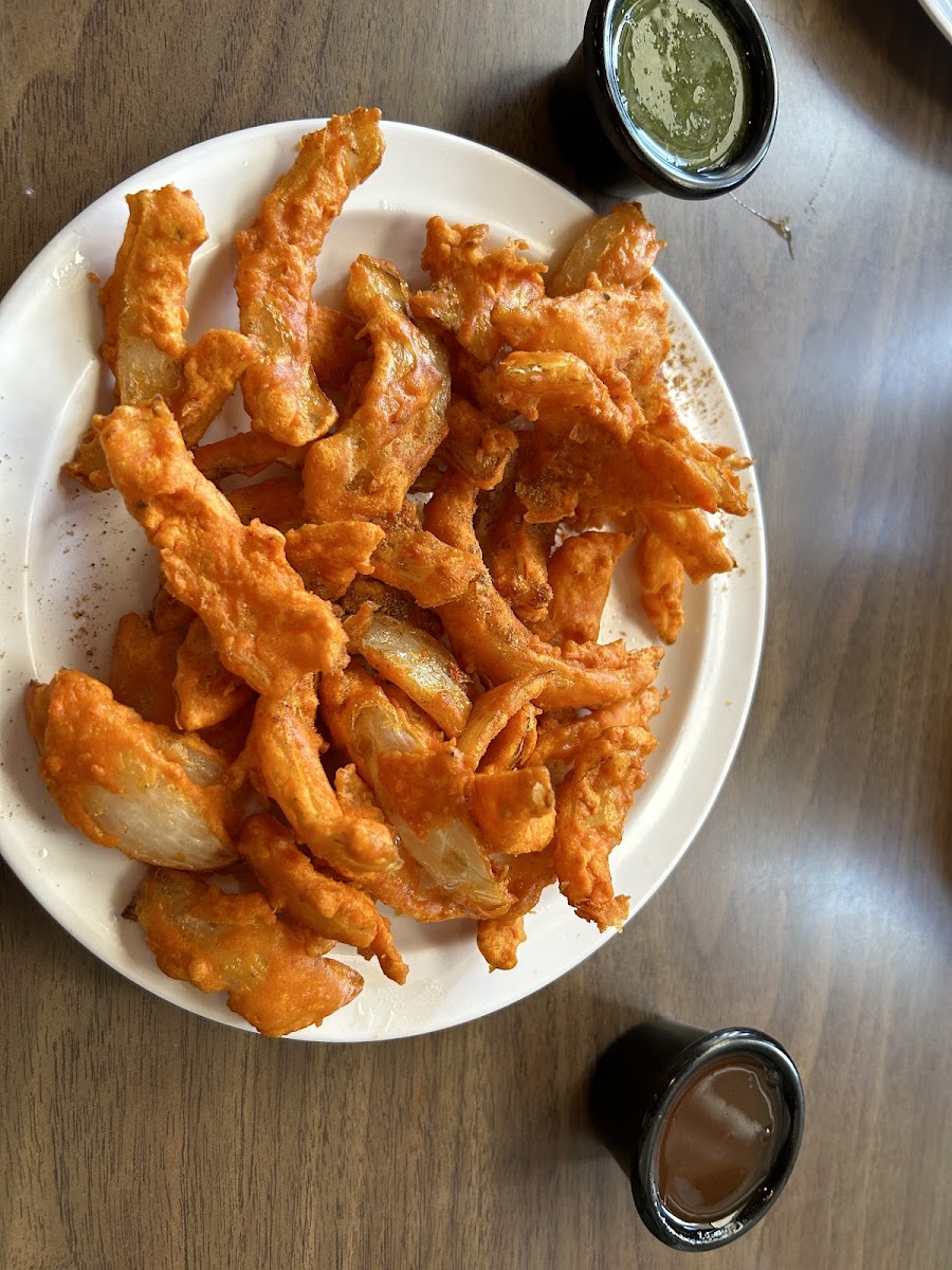 Fried Onion in Chickpea Flour