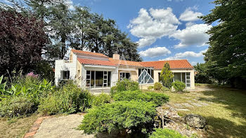 maison à La Bruffière (85)