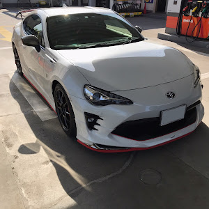 86 ZN6