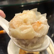 盛園絲瓜小籠湯包