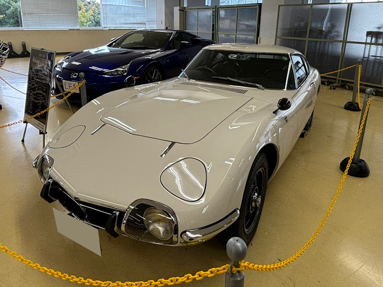 ミニ クロスオーバーのマジックアワーと愛車・トヨタ神戸自動車大学学祭・有馬温泉金の湯・車好きの繋がりに感謝😊🙏🏻・そのバック🤣に関するカスタム事例の投稿画像3枚目
