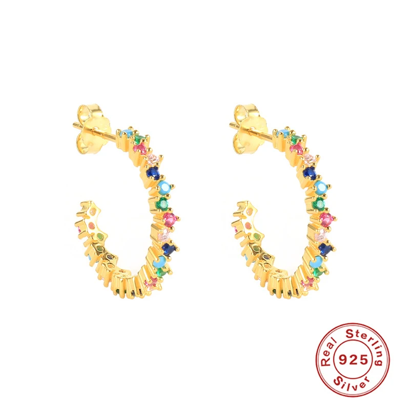 Boucles d'oreilles INS créatives en argent sterling S925, polyvalentes et tendance. Un bijou parfait pour compléter toutes vos tenues.