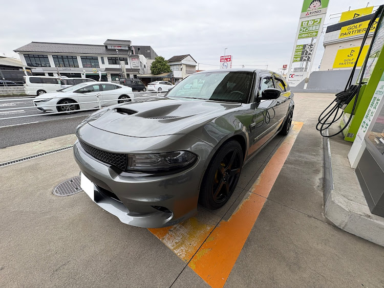 マグナムのkzk345さんが投稿したカスタム事例の投稿画像1枚目