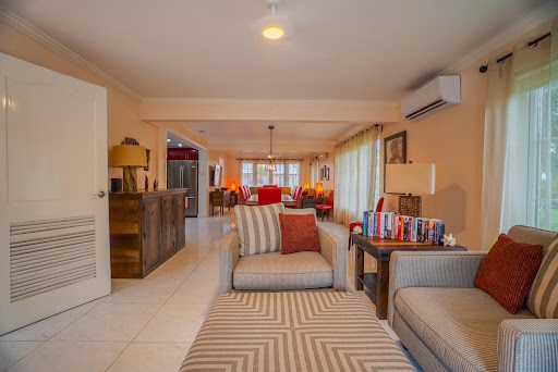 Maison avec piscine en bord de mer 4