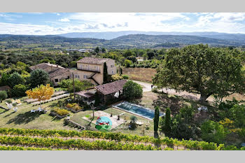 propriété à Saint-Saturnin-lès-Apt (84)