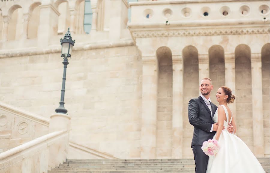 Fotografo di matrimoni Regina Olasin (reginaolasin). Foto del 13 settembre 2017