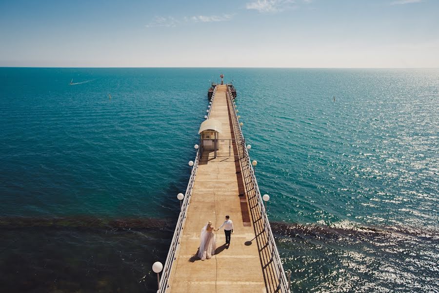 Fotógrafo de casamento Dmitriy Rey (dmitriyray). Foto de 25 de novembro 2019