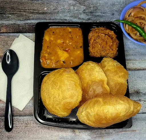 Aloo Tomato, Kashifal, Poori (5pcs)