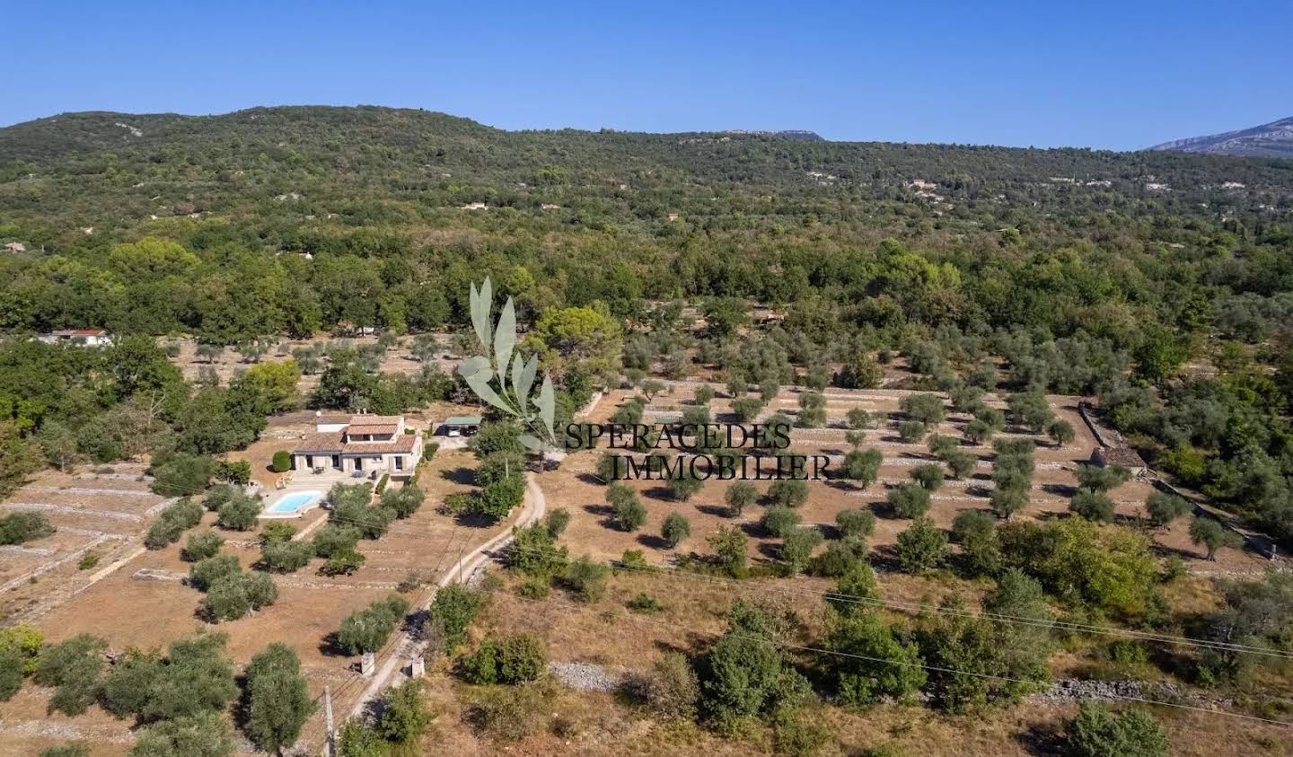 Villa with pool Saint-Cézaire-sur-Siagne