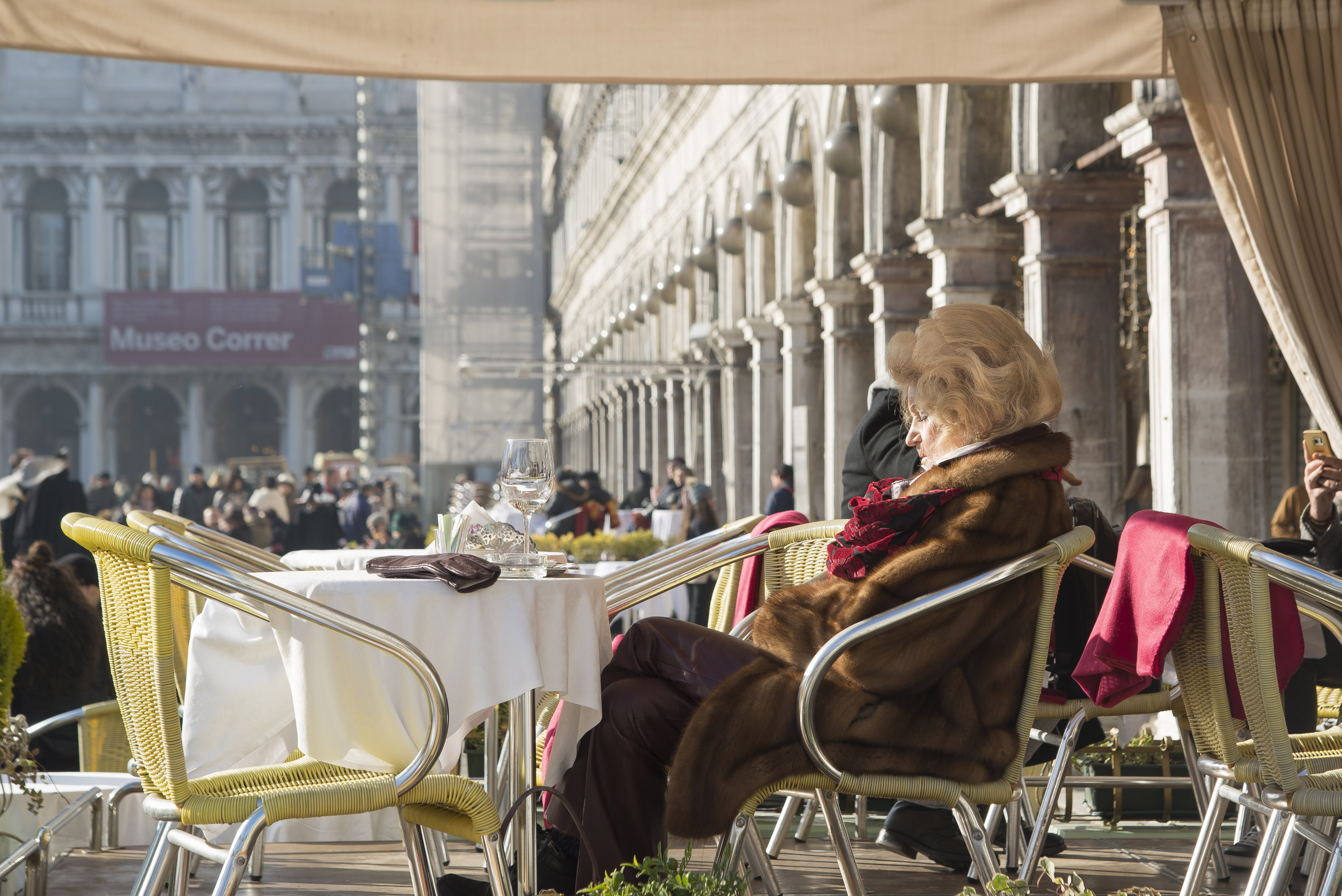 Solitudine in città di jandmpianezzo@bluewin.ch