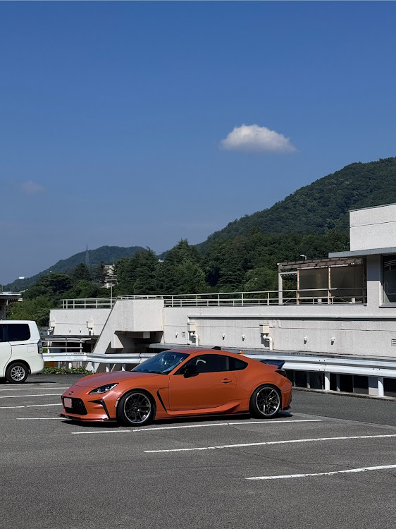 GR86のZN8・GR86 10th Anniversary・斜め45度後方の美学・ドライブ・熱中症に注意に関するカスタム事例の投稿画像7枚目