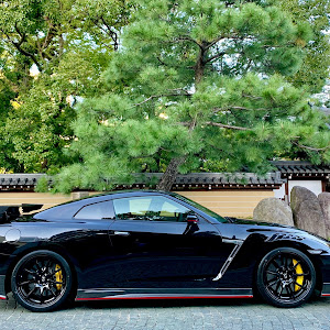 NISSAN GT-R R35