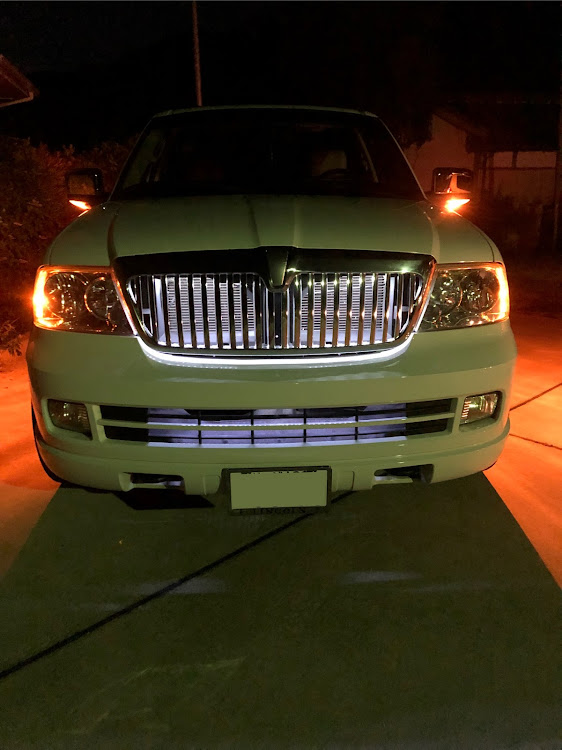 ナビゲーターのクルマ好きと繋がりたい・アメ車好きと繋がりたい・DIY・ナイトショットに関するカスタム事例の投稿画像1枚目