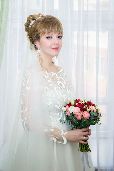 Fotógrafo de bodas Oleg Larchenko (larik908). Foto del 23 de noviembre 2019