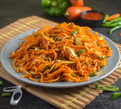 Chicken Schezwan Noodles