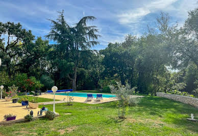 Property with pool 4