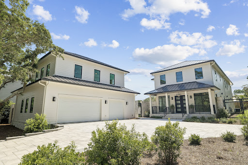 House with pool 1