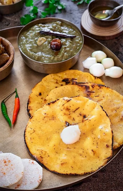 Makki Ki Roti Sarson Ka Saag