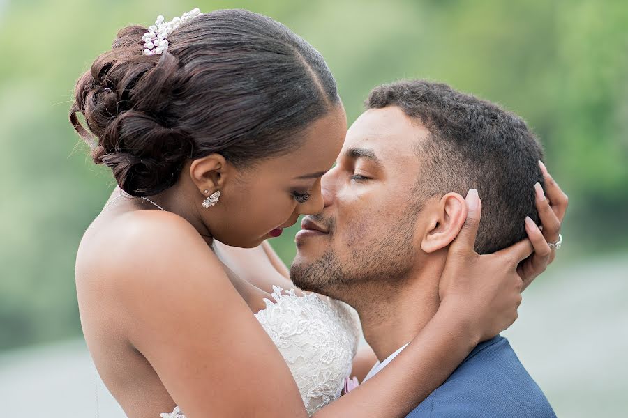 Fotografo di matrimoni Olivier Reynes (olly). Foto del 4 novembre 2019