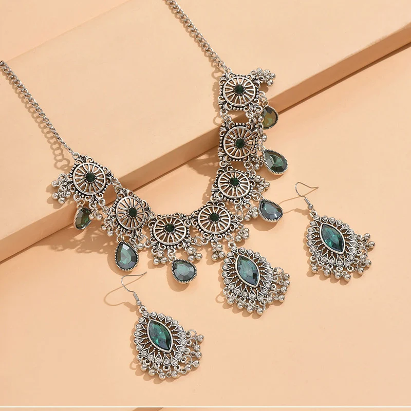 images slider number - 24