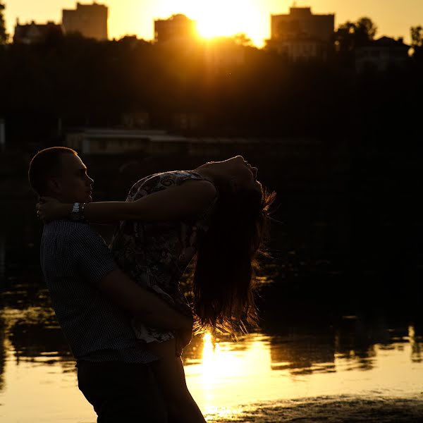 Wedding photographer Aleksey Uvarov (alekseyuvarov). Photo of 9 February 2015