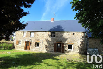 maison à Sacey (50)